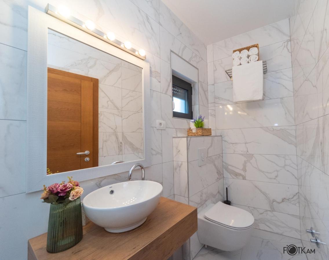 באסקה וודה Libar Studio Apartments מראה חיצוני תמונה